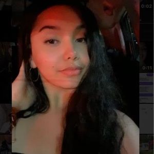 Meet your Posher, Cecily